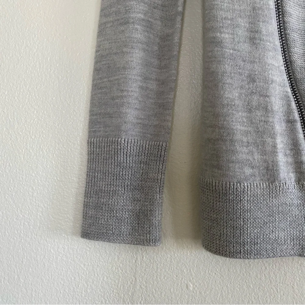 J. Crew Women’s Pure Merino Wool Asymmetrical Zipper ‎ Sweater Size XXS New